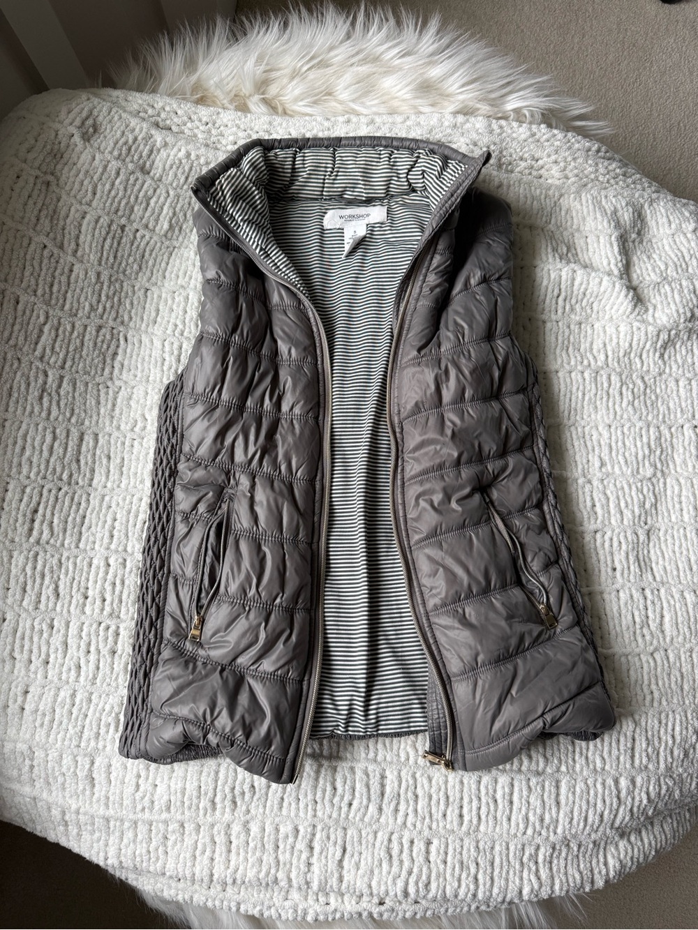Workshop Quilted Striped-Lining Vest in Gray Small Like New